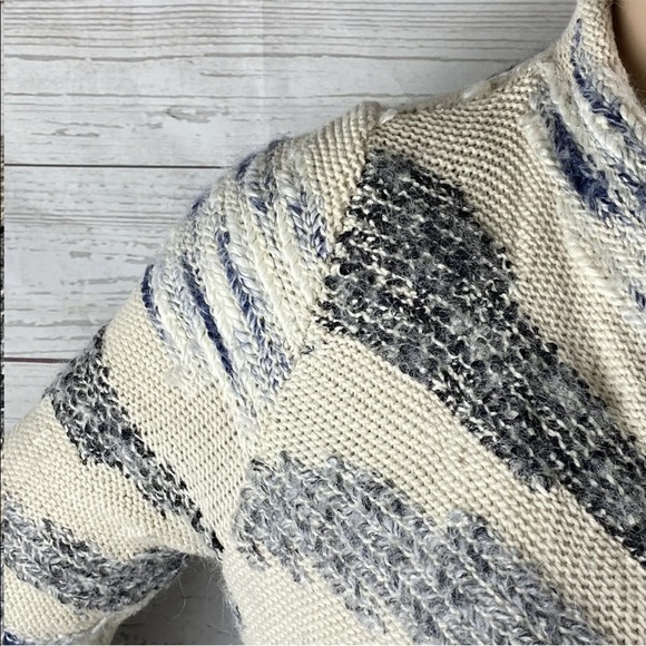 Lucky Brand Cardigan Sweater - XS ❤️ - Picture 3 of 12